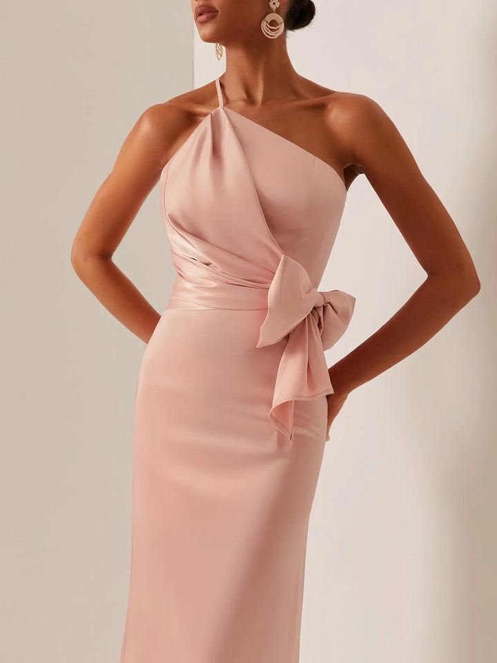 Elegant Pink Bow Accented Dress