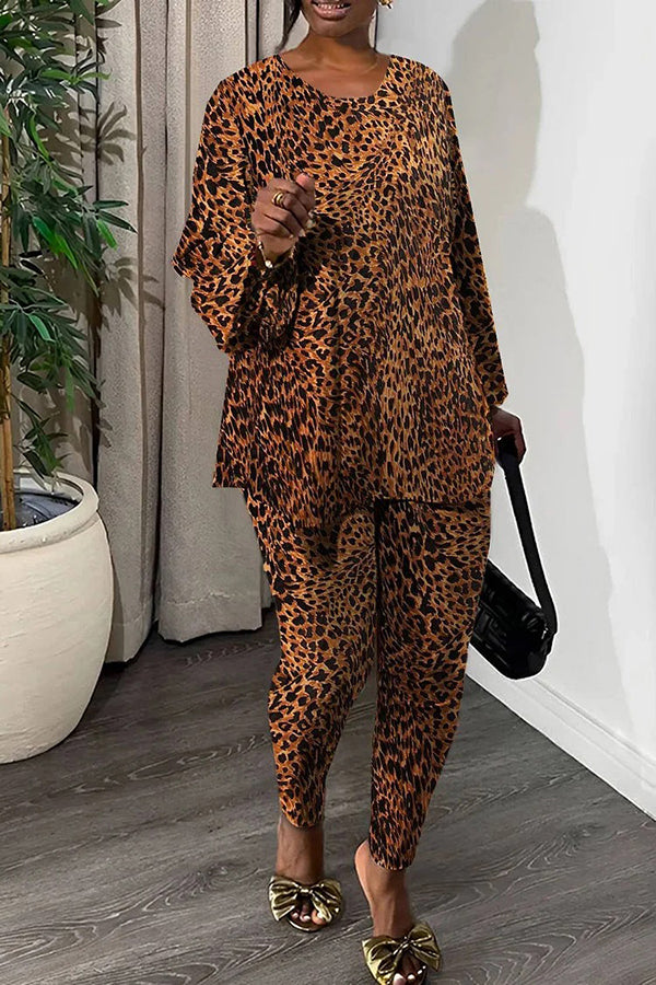 Stylish Leopard Print Ruffled Hem Blouse & Pants Set